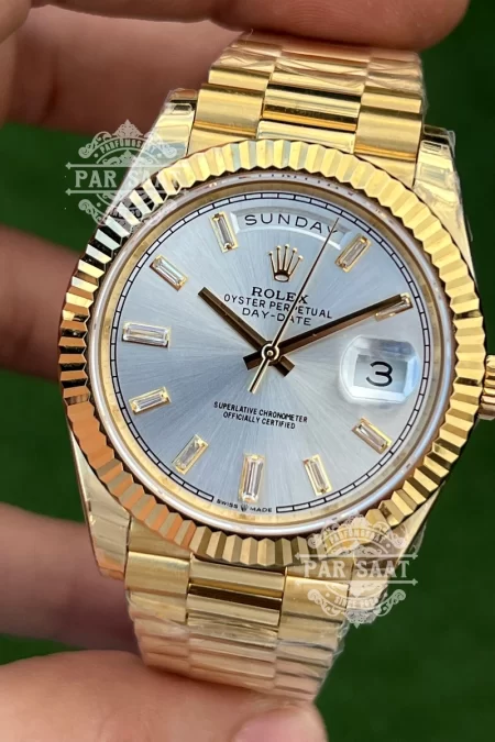 Rolex Altın Saat Day-Date Gümüş Kadran Baget Taş